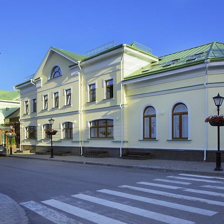 Dvor Podznoeva Glavniy Korpus Hotell Pskov Exteriör bild